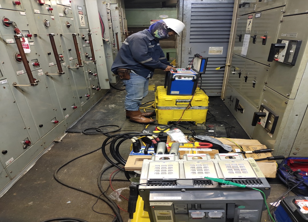 Current Injection Test for Circuit Breaker Rig Yani